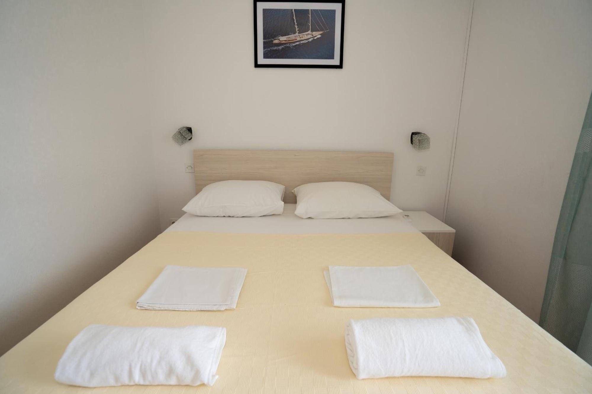 Apartmani Vidusin Novalja Ngoại thất bức ảnh