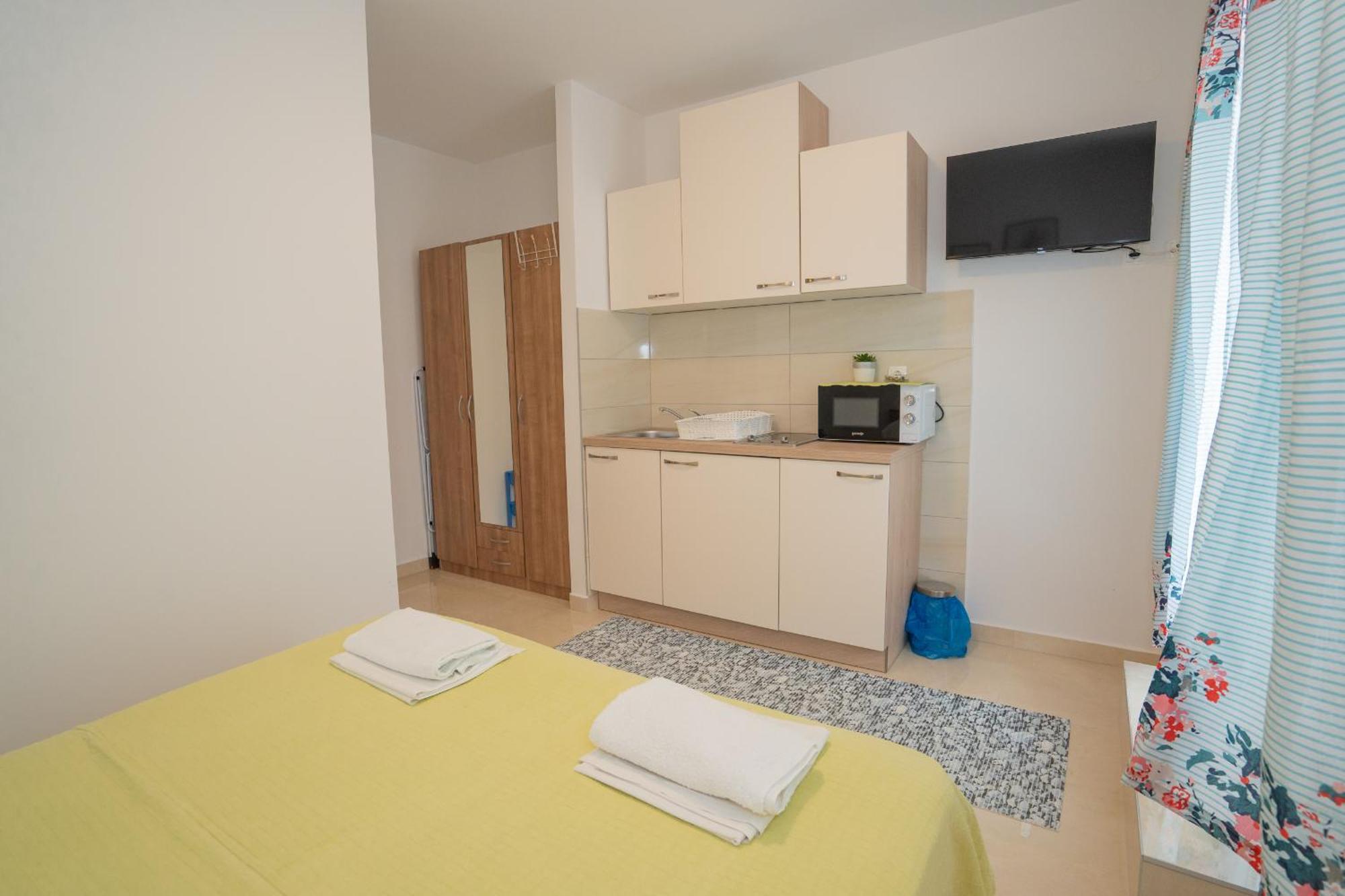 Apartmani Vidusin Novalja Ngoại thất bức ảnh