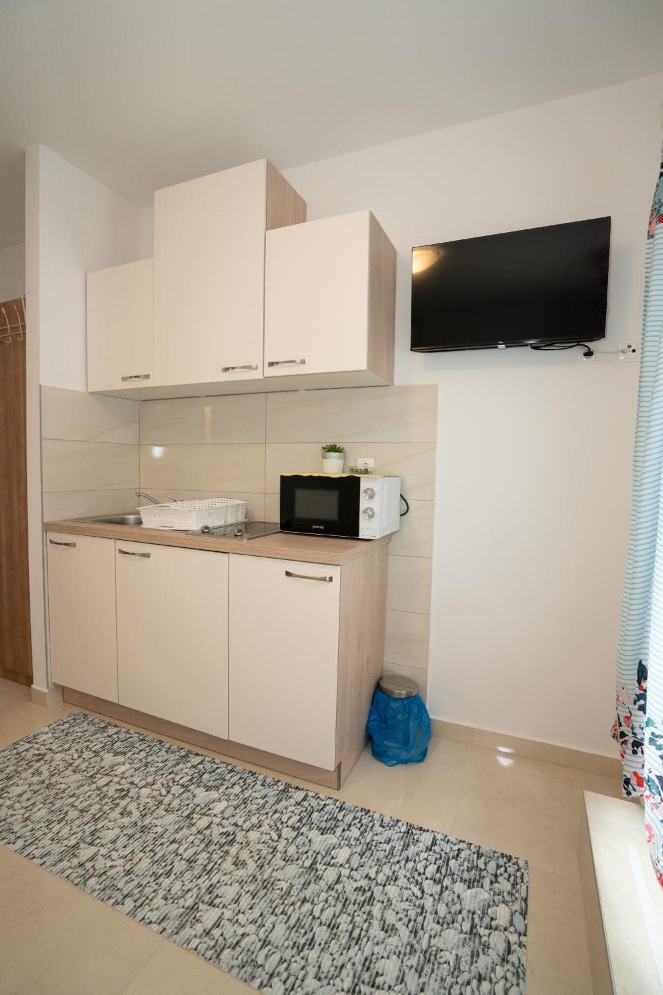 Apartmani Vidusin Novalja Ngoại thất bức ảnh