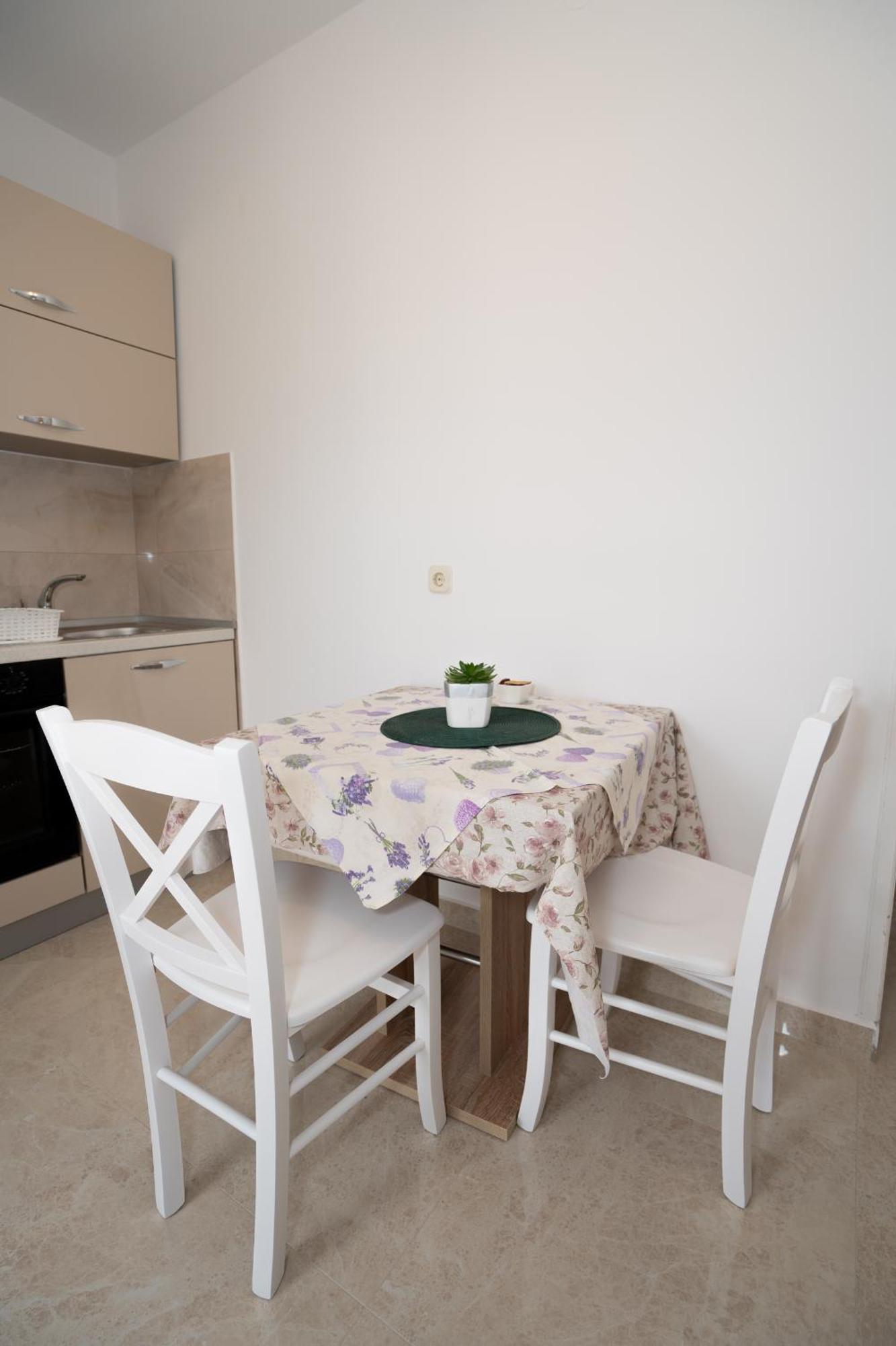 Apartmani Vidusin Novalja Ngoại thất bức ảnh