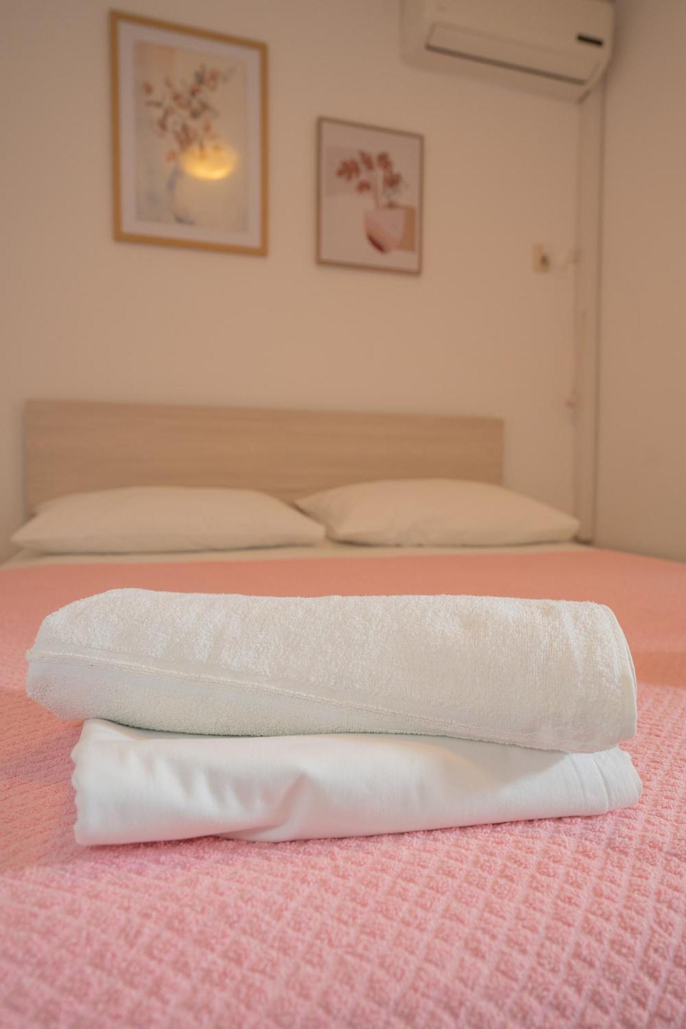 Apartmani Vidusin Novalja Ngoại thất bức ảnh